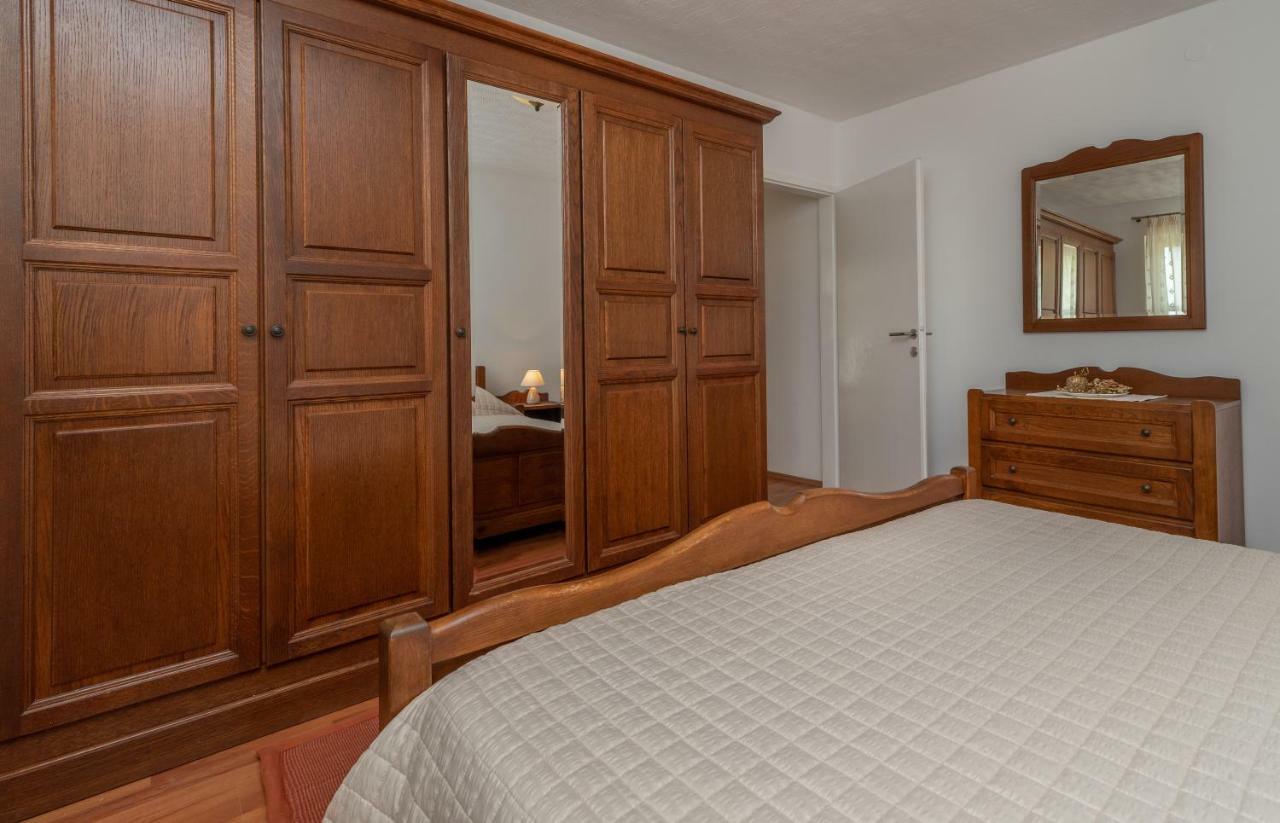Apartment Dinka Trogir Exterior foto