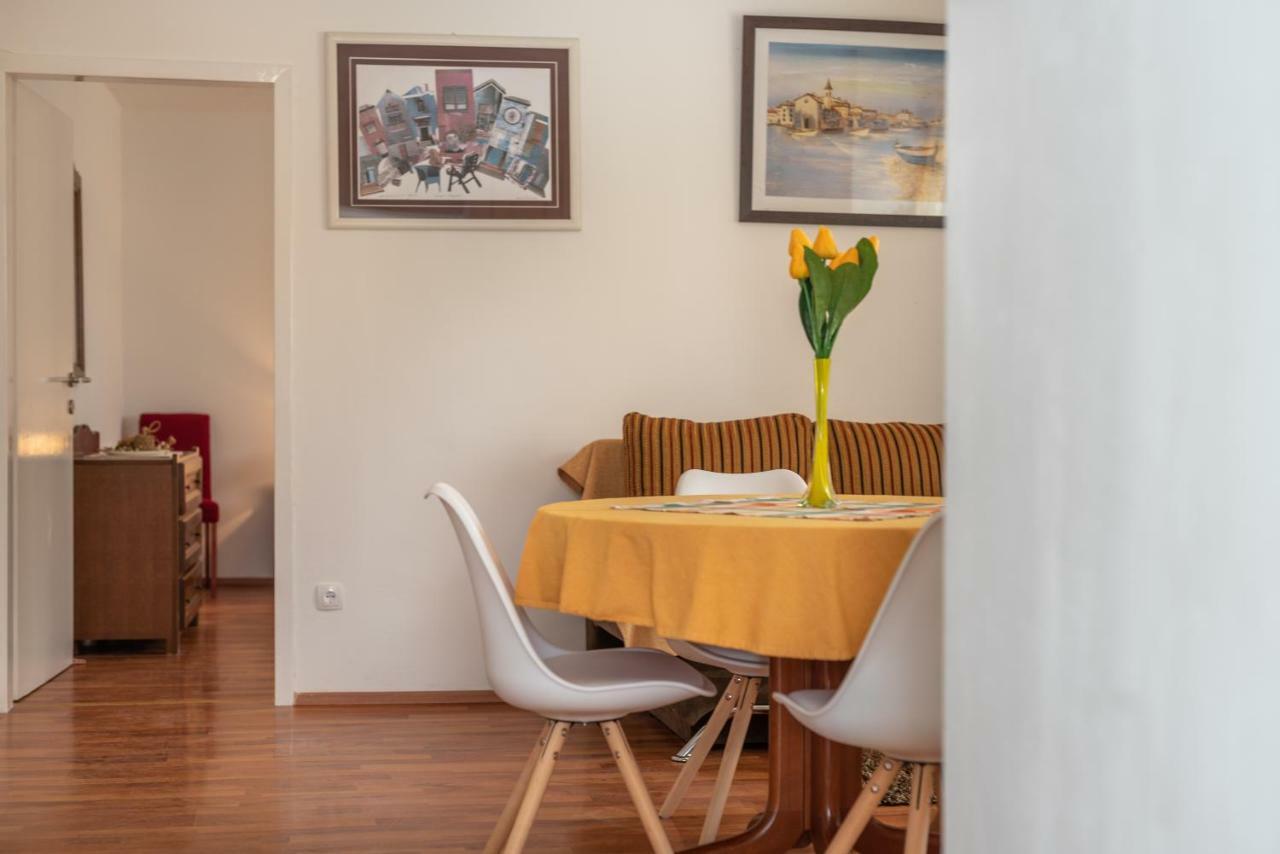 Apartment Dinka Trogir Exterior foto